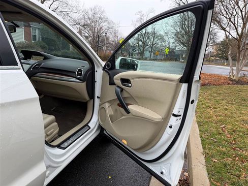 Used 2016 Acura RDX FWD w/ Technology Package image 15