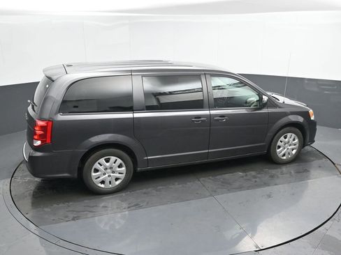 Used 2020 Dodge Grand Caravan SE w/ UConnect Hands-Free Group image 37