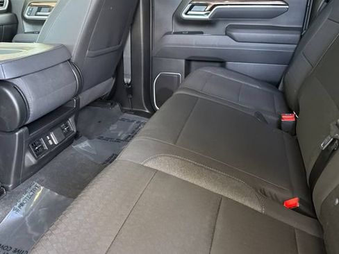 Used 2025 Chevrolet Silverado 2500 LT w/ Convenience Package AWD/4WD image 14
