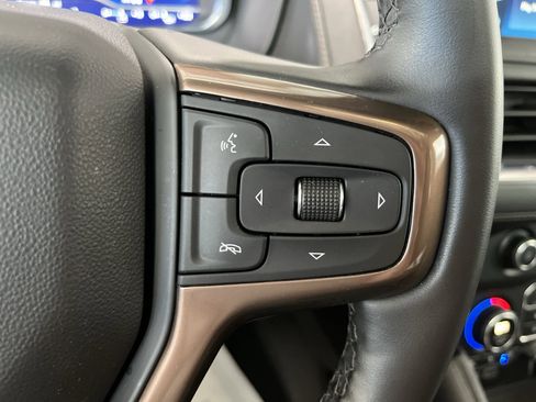 Used 2024 Chevrolet Tahoe High Country AWD/4WD image 22
