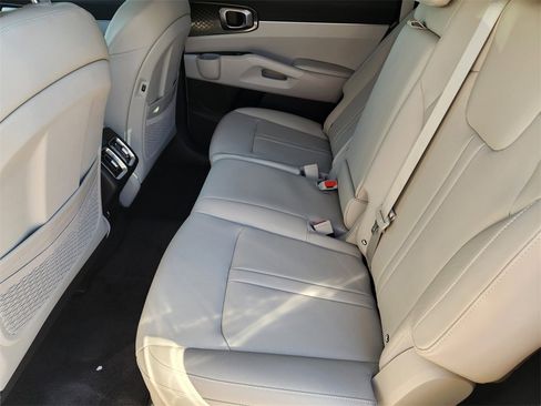 New 2026 Kia Sorento S image 19