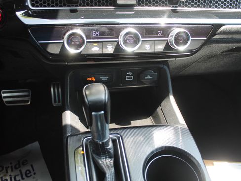 Used 2022 Honda Civic Sport image 10