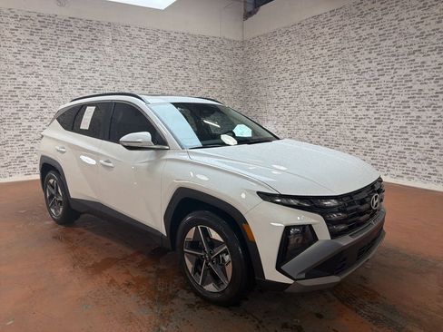 Used 2026 Hyundai Tucson SEL FWD image 1