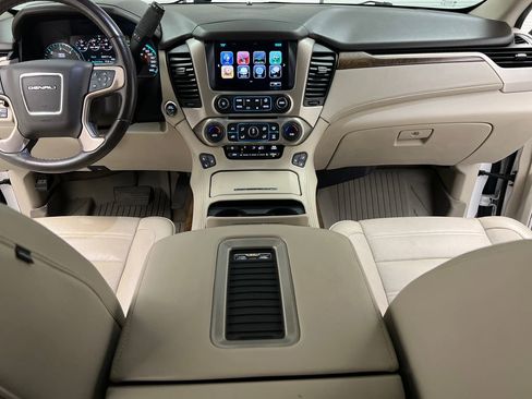Used 2019 GMC Yukon Denali w/ Denali Ultimate Package AWD/4WD image 47