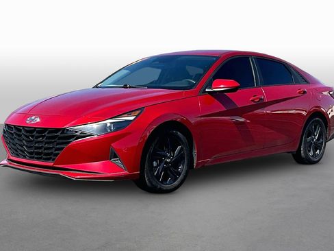 Used 2021 Hyundai Elantra SEL FWD image 1
