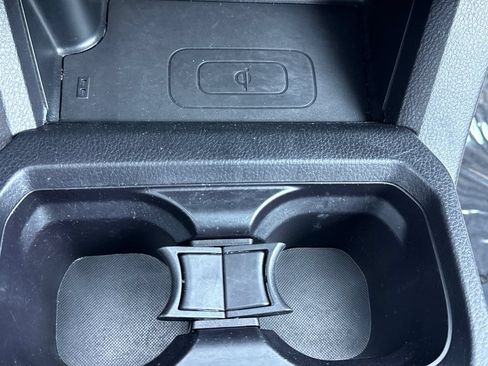 Used 2021 Toyota Tacoma TRD Sport AWD/4WD image 23