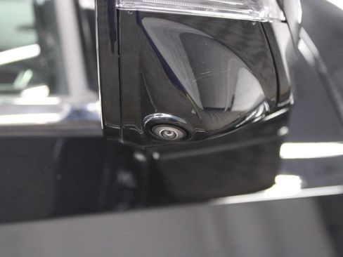 Used 2023 GMC Yukon Denali w/ LPO, Floor Liner Package AWD/4WD image 57