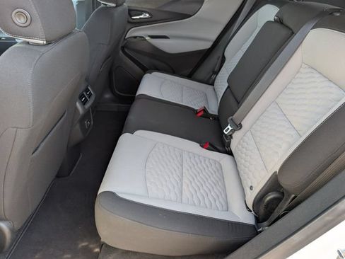 Used 2020 Chevrolet Equinox LT FWD image 30
