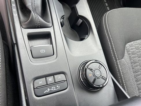 Used 2025 Ford Ranger XLT image 26