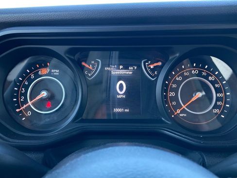 Used 2024 Jeep Wrangler Sport S image 16