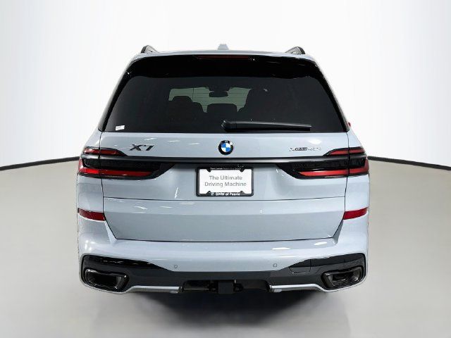 Used 2026 BMW X7 xDrive40i w/ M Sport Package AWD/4WD image 6