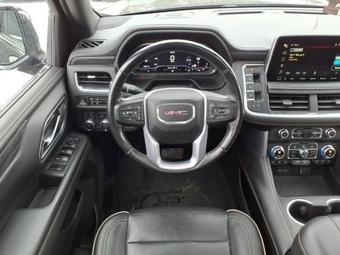 Used 2022 GMC Yukon SLT w/ SLT Luxury Package image 14
