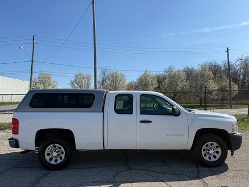 Used 2012 Chevrolet Silverado 1500 W/T image 2