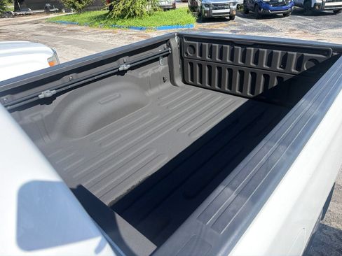 Used 2022 RAM 1500 Big Horn AWD/4WD image 8