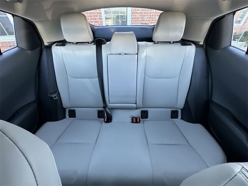 Used 2023 Toyota Prius XLE image 9