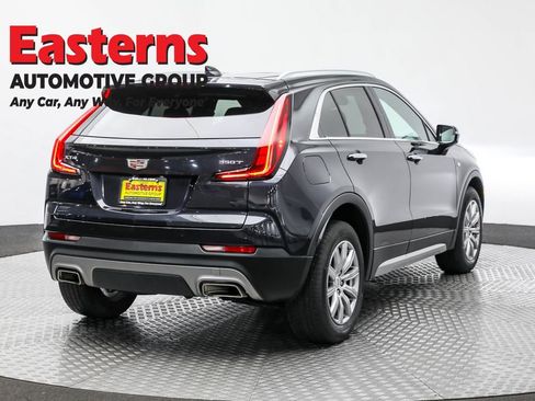 Used 2023 Cadillac XT4 Premium Luxury image 5
