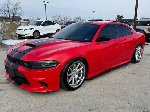 Used 2022 Dodge Charger R/T w/ Blacktop Package image 12