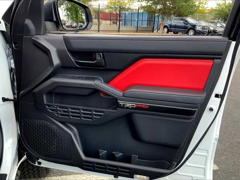 Used 2025 Toyota Tacoma TRD Pro image 24