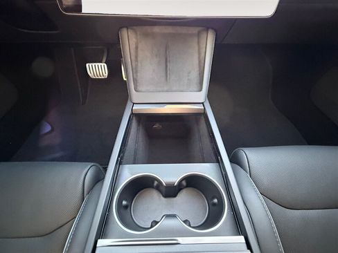 Used 2025 Tesla Model 3 Performance AWD/4WD image 12