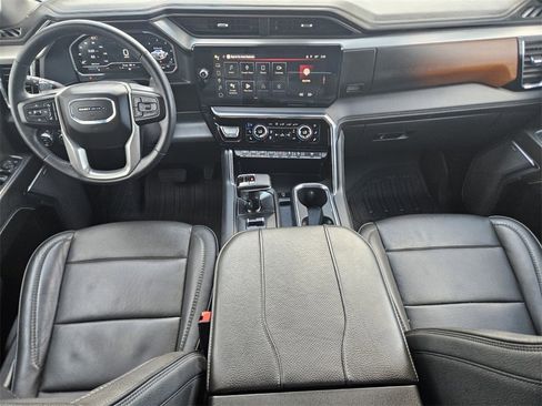 Used 2024 GMC Sierra 1500 Denali w/ Denali Reserve Package image 12