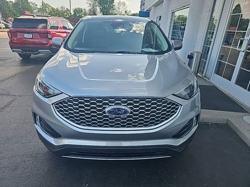 Used 2024 Ford Edge SEL w/ Convenience Package AWD/4WD image 3