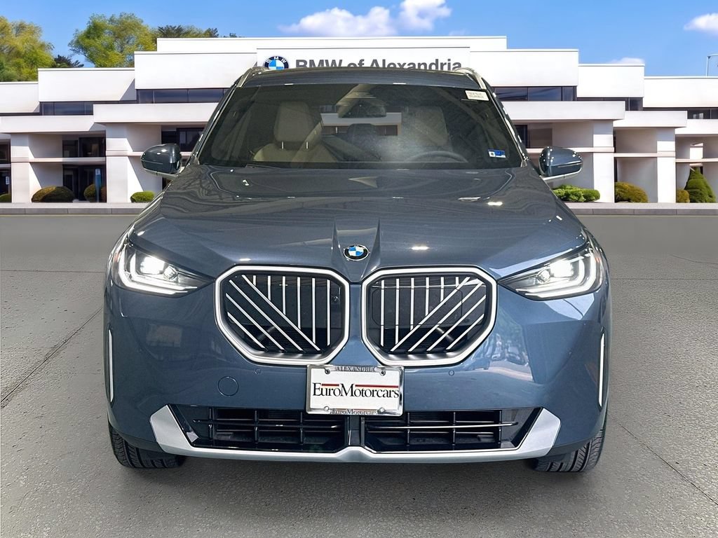 Used 2026 BMW X3 xDrive30i w/ Premium Package AWD/4WD image 2
