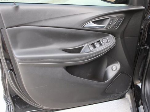 Used 2022 Buick Encore GX Essence w/ Experience Buick Package image 20