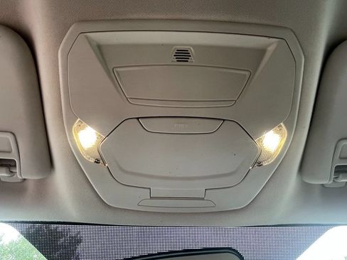 Used 2017 Ford Escape SE AWD/4WD image 24