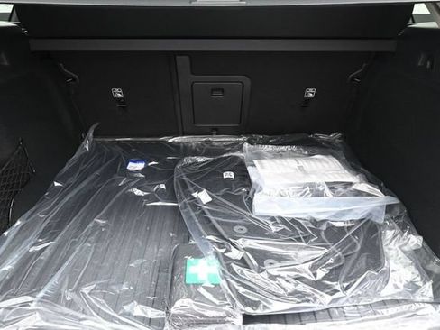 New 2027 Volvo XC60 B5 Ultra AWD/4WD image 30