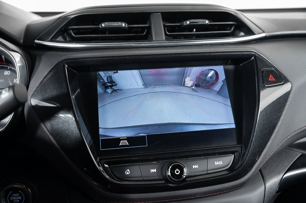 Used 2023 Chevrolet TrailBlazer RS w/ Sun and Liftgate Package FWD image 34