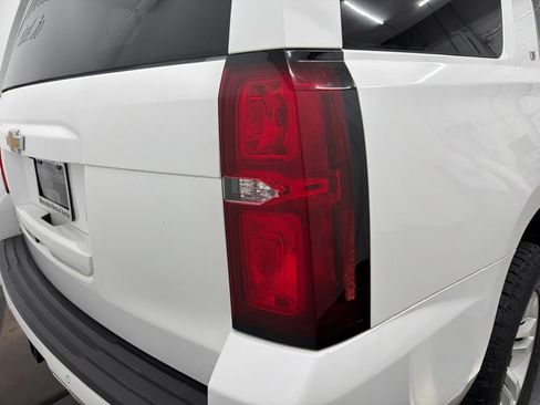 Used 2015 Chevrolet Tahoe LT RWD image 12
