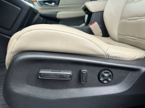 Used 2018 Honda CR-V EX-L image 15