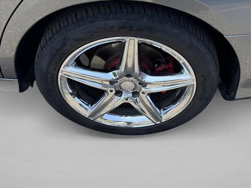 Used 2017 Mercedes-Benz E 300 image 8