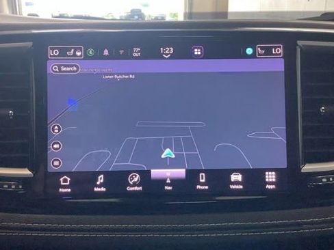 Certified 2021 Chrysler Pacifica Touring-L w/ S Appearance Package AWD/4WD image 23