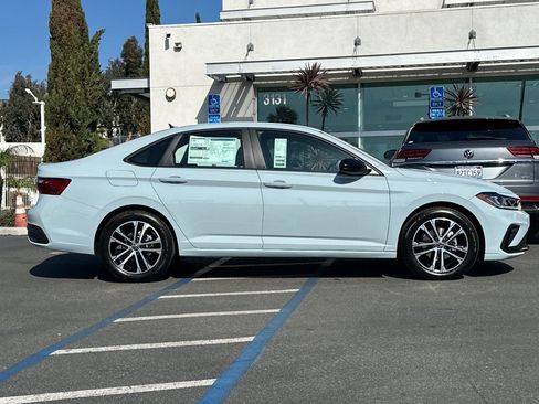 New 2026 Volkswagen Jetta Sport FWD image 4