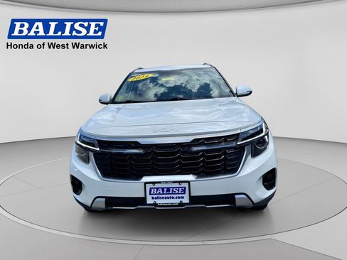 Used 2024 Kia Seltos EX AWD/4WD image 7
