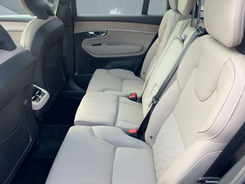 New 2026 Volvo XC90 B6 Plus w/ Protection Package Premier image 24