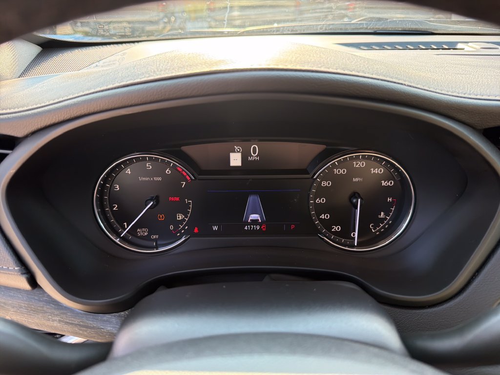 Used 2021 Cadillac XT4 Premium Luxury FWD image 24
