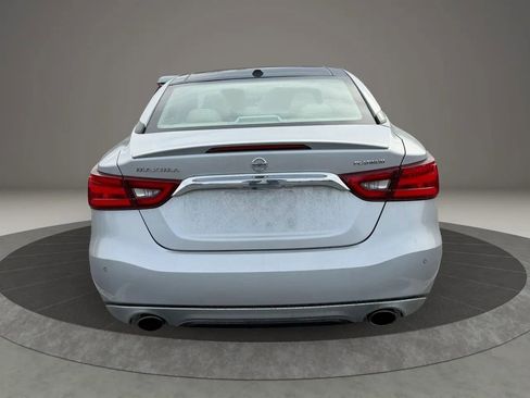 Used 2016 Nissan Maxima Platinum w/ Interior Lighting Package image 23