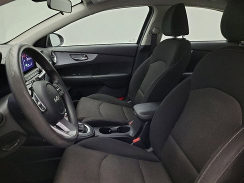 Used 2022 Kia Forte LXS w/ LXS Technology Package image 17