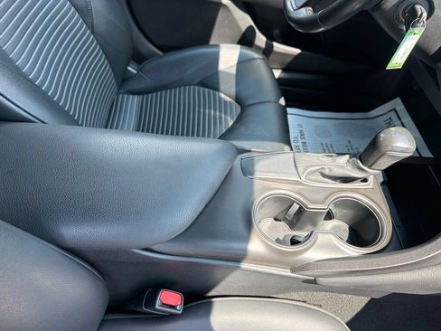 Used 2021 Toyota Camry SE FWD image 42