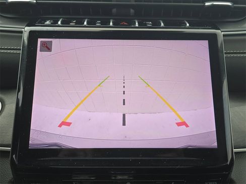 Used 2025 Jeep Grand Cherokee Limited w/ Black Appearance Package image 15