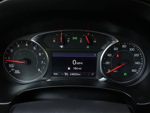Used 2024 GMC Terrain SLT w/ Elevation Edition AWD/4WD image 11