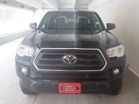 Certified 2021 Toyota Tacoma SR5 image 20