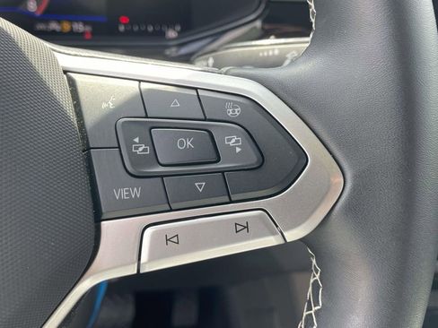 Used 2025 Volkswagen Taos S image 19