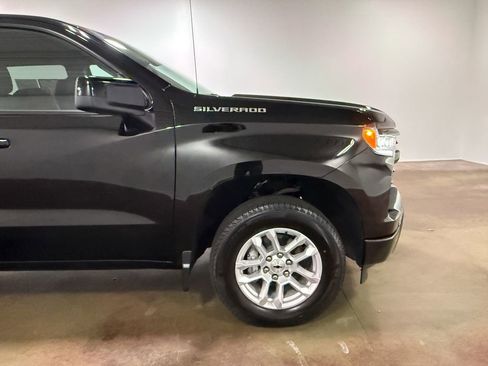 Used 2026 Chevrolet Silverado 1500 RST AWD/4WD image 32