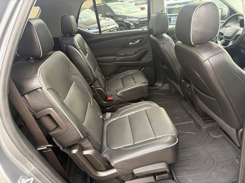 Used 2021 Chevrolet Traverse High Country w/ LPO, Floor Liner Package AWD/4WD image 21
