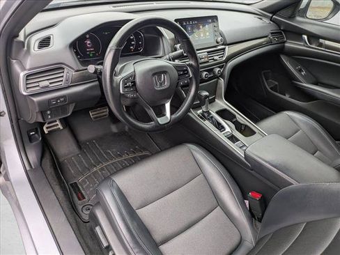 Used 2018 Honda Accord Sport image 10