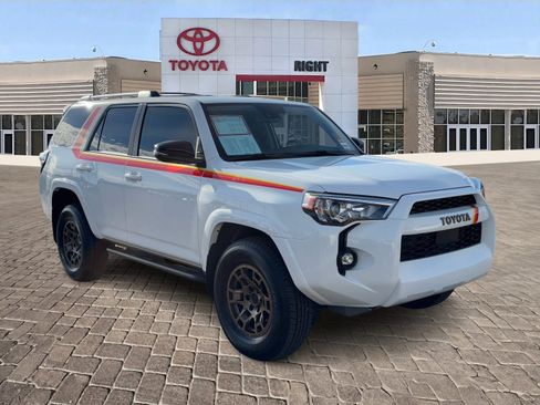 Certified 2023 Toyota 4Runner 40th Anniversary SE image 10