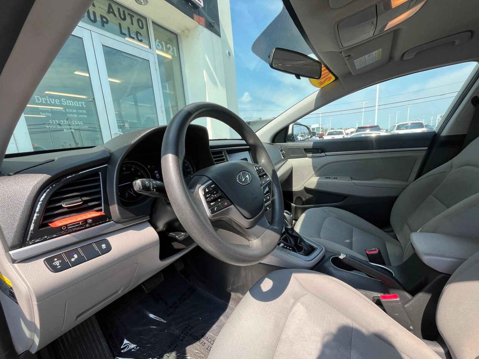 Used 2018 Hyundai Elantra SEL FWD image 25